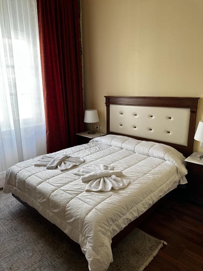 Hotel Aktaion Syros Ermoupoli Exteriör bild
