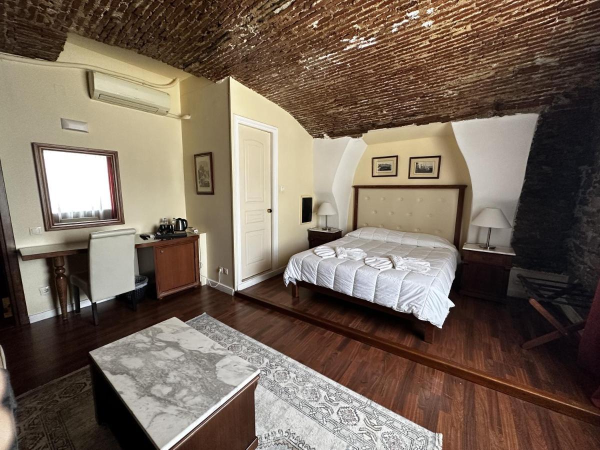 Hotel Aktaion Syros Ermoupoli Exteriör bild