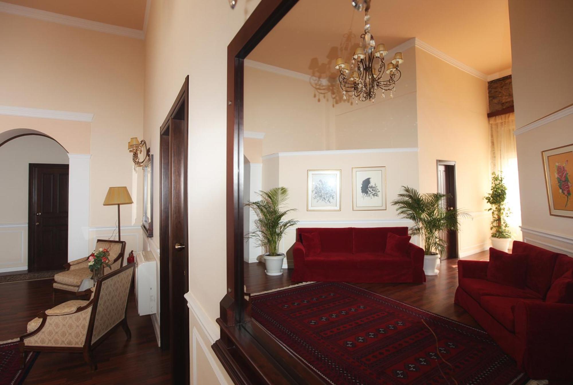 Hotel Aktaion Syros Ermoupoli Exteriör bild