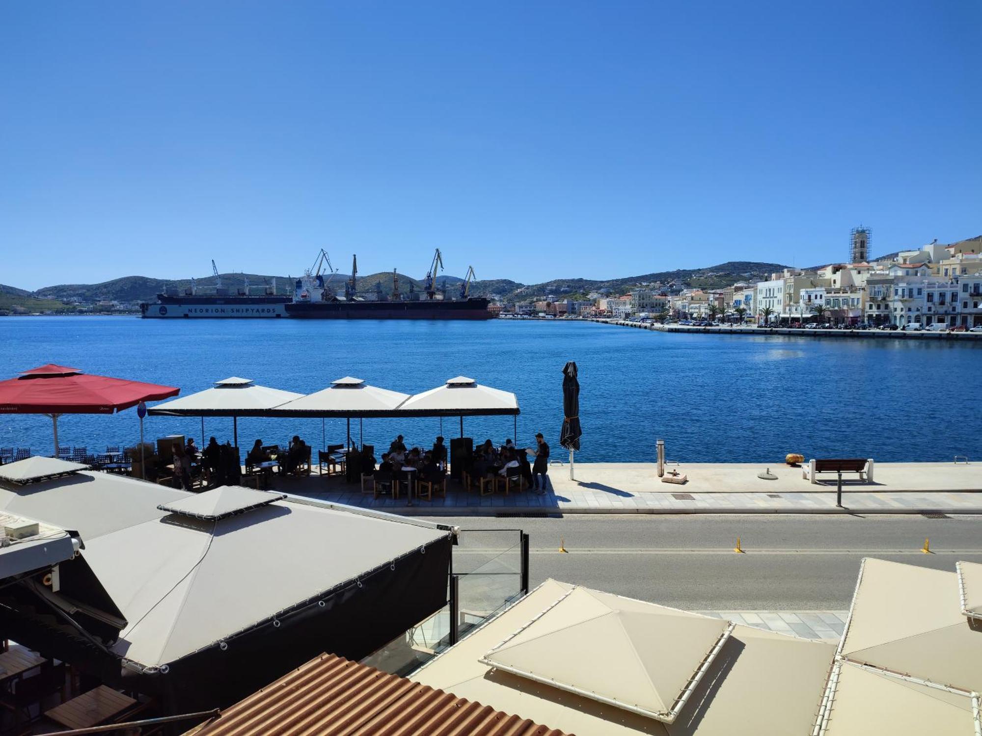 Hotel Aktaion Syros Ermoupoli Rum bild
