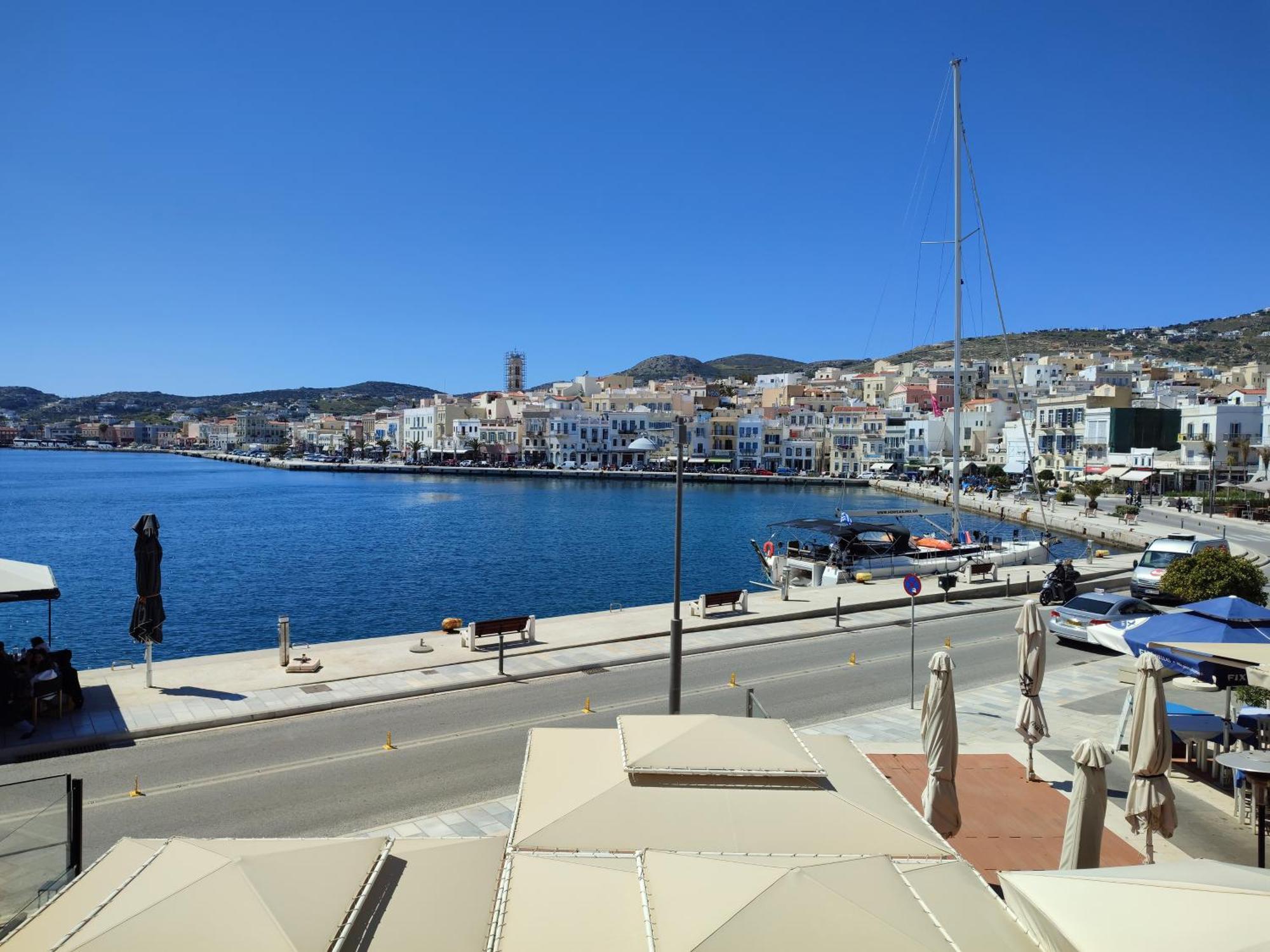 Hotel Aktaion Syros Ermoupoli Rum bild